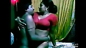 Sexe Indien Hardcore Avec Une Maman Mature Et Son Amant Noir