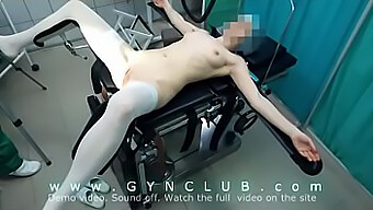 Seductive Doctor Performs A Gynecological Exam