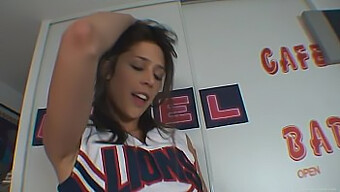 Teen (18+) Cheerleader Performance Od Anny Morny Na Hottybabespics